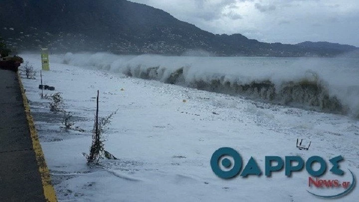 Ο «Ζορμπάς» σαρώνει την Μεσσηνία – Δεν αφήνει τίποτα όρθιο στο πέρασμά του (βίντεο)
